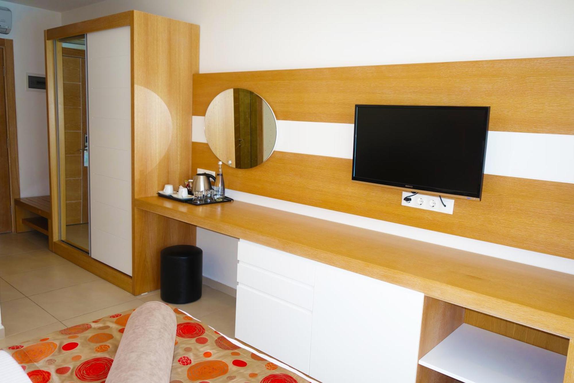 Zest Exclusive Hotel & Spa Ortakent Rum bild